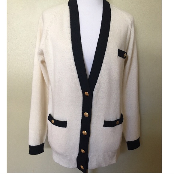 Neiman Marcus Sweaters - NEIMAN MARCUS CASHMERE CARDIGAN SIZE MEDIUM